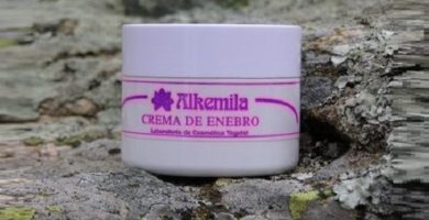 Para que sirve la crema de enebro